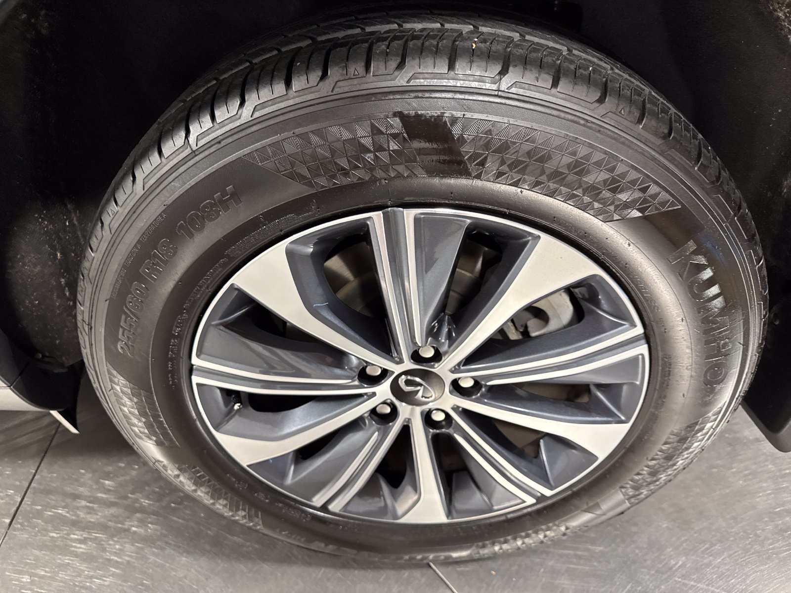 Certified 2025 INFINITI QX60 Pure AWD/4WD image 12