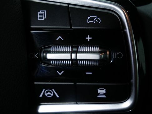 Certified 2025 Kia Sorento S image 21