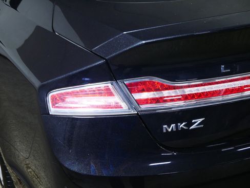 Used 2015 Lincoln MKZ w/ Equipment Group 101A Select image 18