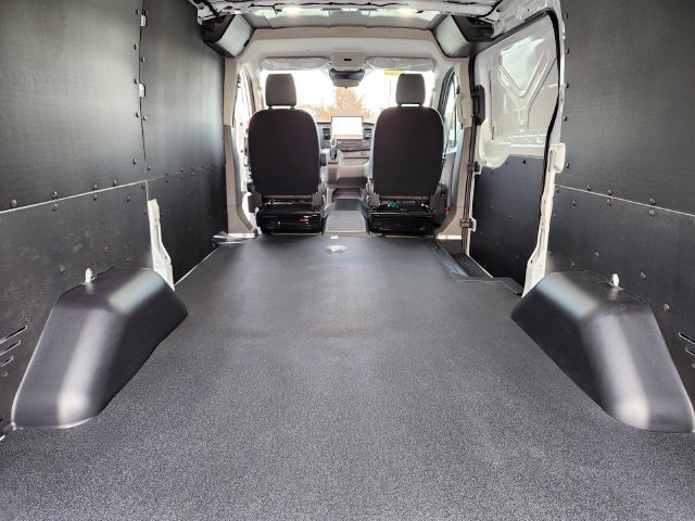 New 2026 Ford Transit 250 Low Roof w/ Load Area Protection Package RWD image 27