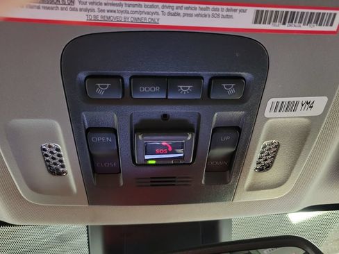 Used 2023 Toyota Camry SE w/ Convenience Package FWD image 23
