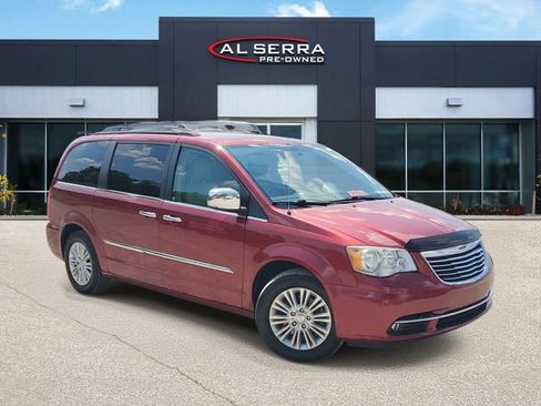 Used 2013 Chrysler Town & Country Touring-L w/ Premium Group FWD image 1
