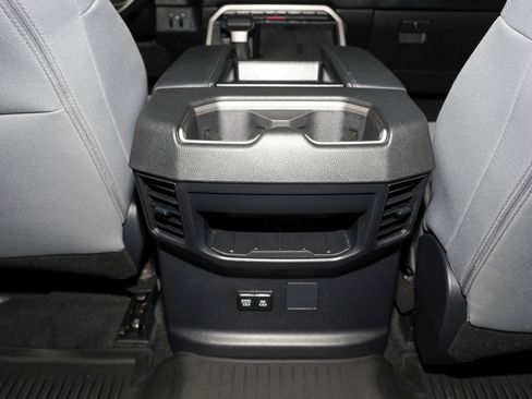 Used 2025 Toyota Tundra SR5 w/ SR5 Convenience Package AWD/4WD image 18