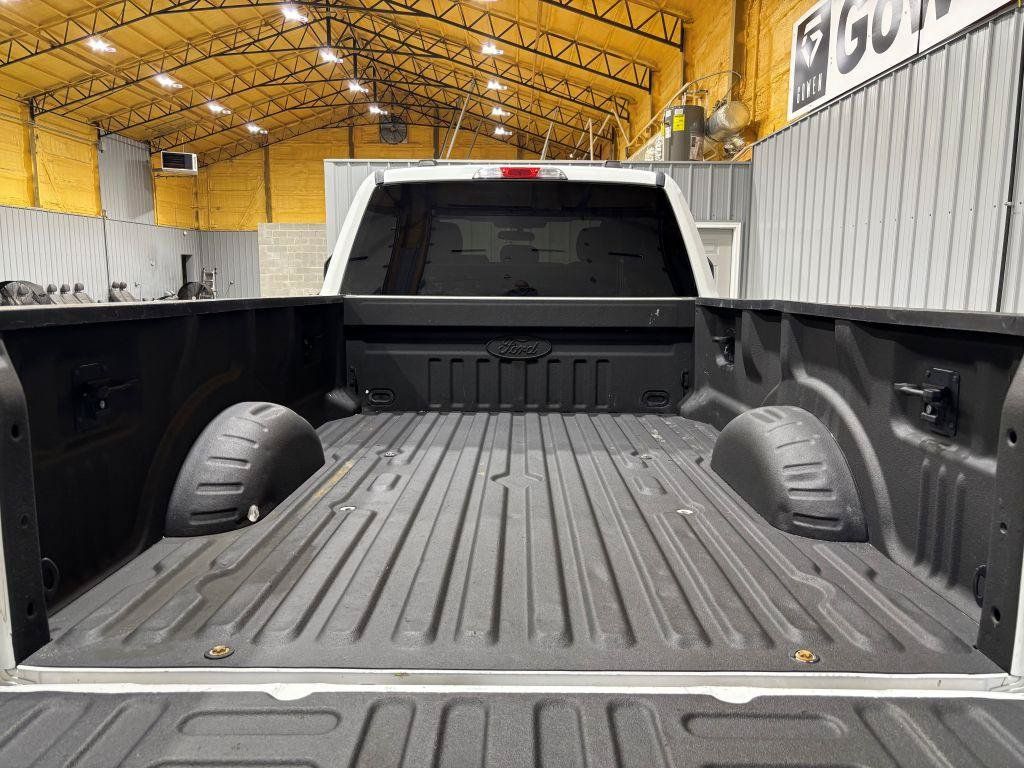 Used 2020 Ford F250 XLT w/ XLT Value Package AWD/4WD image 22