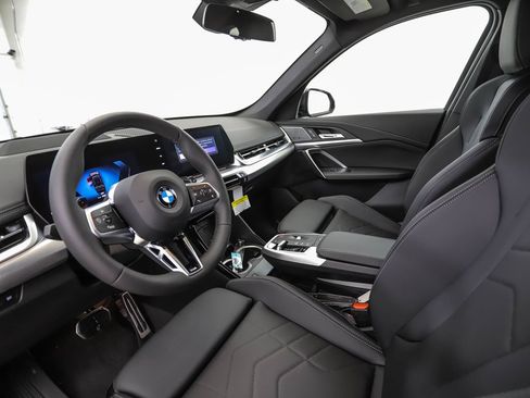 New 2026 BMW X1 xDrive28i w/ Technology Package AWD/4WD image 10