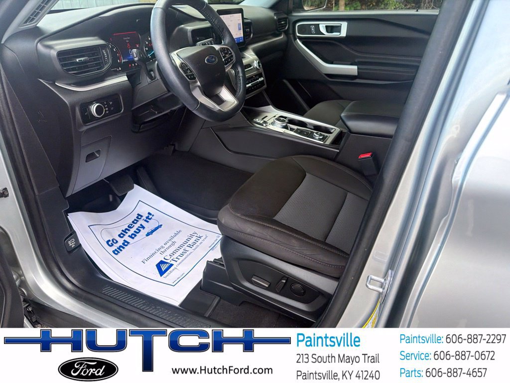 Used 2023 Ford Explorer XLT AWD/4WD image 23