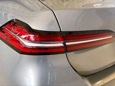 New 2026 BMW 530i w/ Premium Package image 14