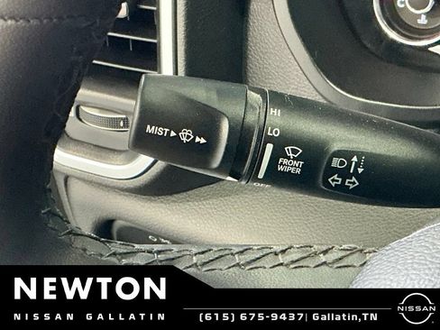 Used 2025 RAM 1500 Big Horn AWD/4WD image 52