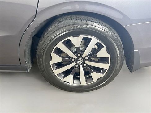 Used 2025 Honda Odyssey EX-L image 27