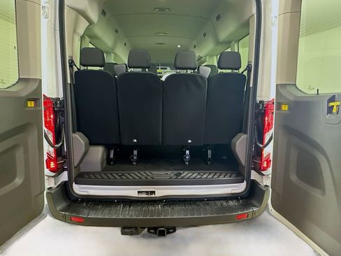 New 2026 Ford Transit 350 148 Medium Roof Wagon AWD image 25
