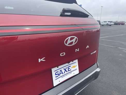 Used 2024 Hyundai Kona Limited image 30