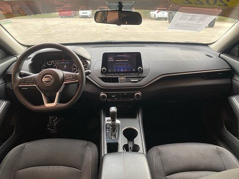 Used 2022 Nissan Altima 2.5 SV image 23