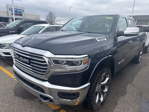 Used 2019 RAM 1500 Laramie Longhorn image 2
