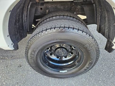 Used 2023 RAM 3500 Limited image 13