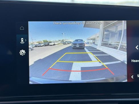 Certified 2025 Hyundai Elantra SEL FWD image 22