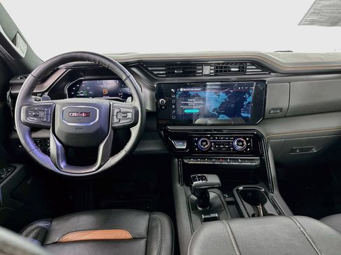 Used 2025 GMC Sierra 1500 AT4 AWD/4WD image 24
