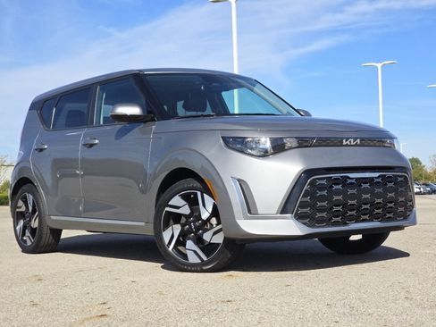 Used 2023 Kia Soul GT-Line image 2