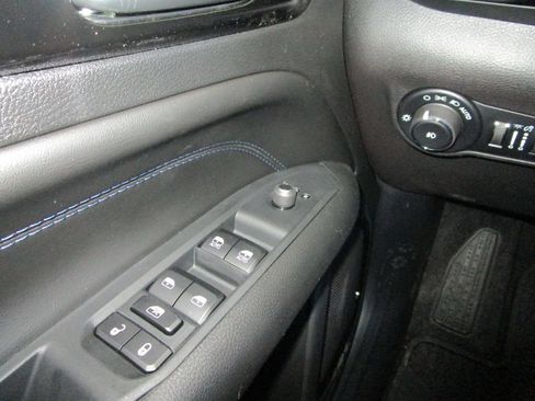 New 2026 Jeep Compass Latitude image 30