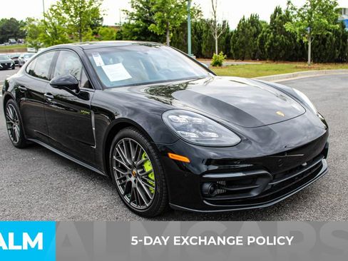 Used 2023 Porsche Panamera 4 Platinum Edition AWD/4WD image 4