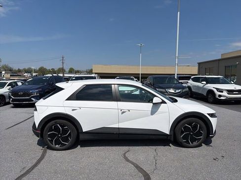 Used 2024 Hyundai Ioniq 5 SEL image 9