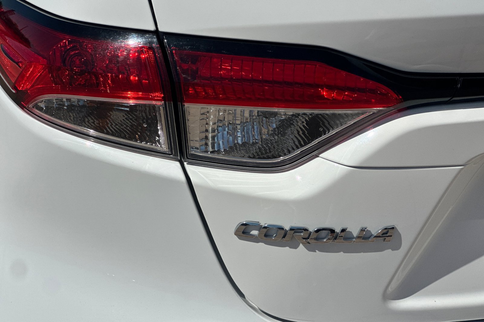 Certified 2024 Toyota Corolla LE FWD image 31