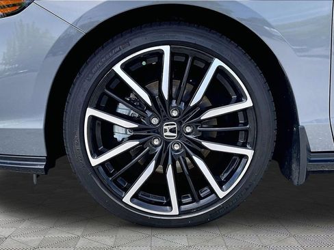 Certified 2025 Honda Accord Touring image 24
