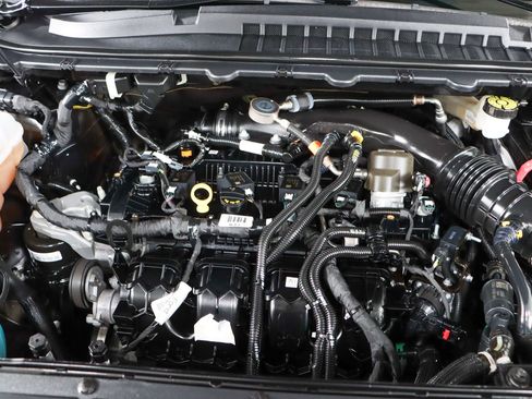 Used 2021 Ford Edge Titanium image 30