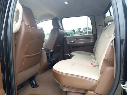 Used 2022 RAM 2500 Laramie AWD/4WD image 25