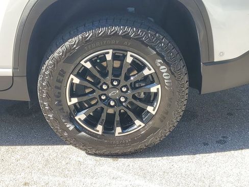 Certified 2024 Chevrolet Traverse Z71 w/ Enhanced Driving Package image 13