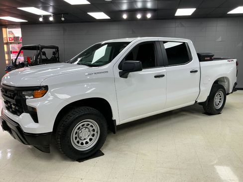 Used 2023 Chevrolet Silverado 1500 W/T w/ Trailering Package image 5