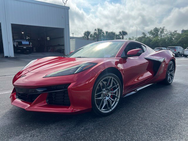 Used 2024 Chevrolet Corvette Z06 RWD image 1