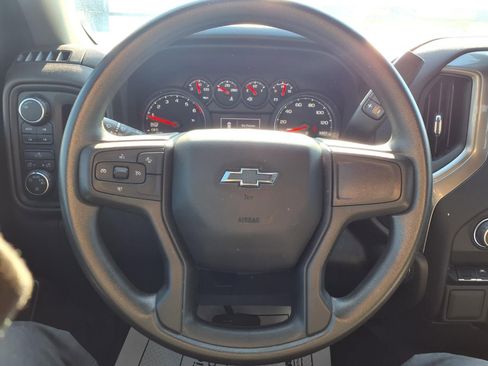 Used 2024 Chevrolet Silverado 1500 Custom Trail Boss w/ Dark Appearance Package image 15