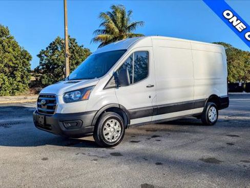 Used 2023 Ford E-Transit Medium Roof image 2