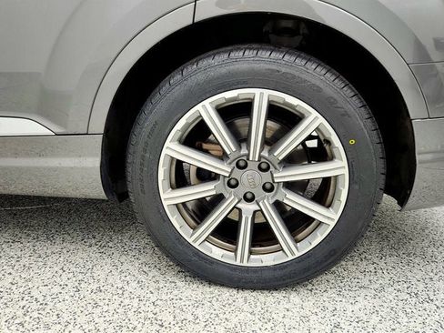 Used 2019 Audi Q7 3.0T Premium Plus w/ Premium Plus Package image 9