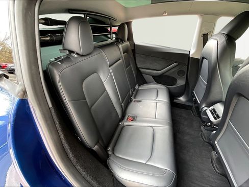 Used 2023 Tesla Model Y Long Range image 24