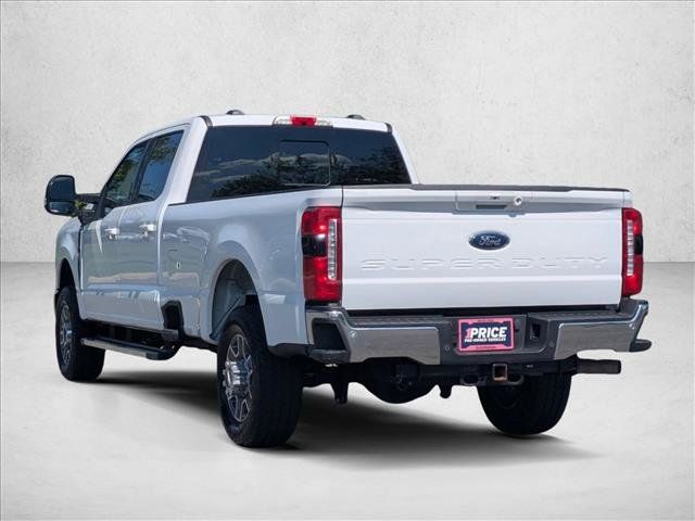 Used 2024 Ford F250 Lariat w/ FX4 Off-Road Package AWD/4WD image 8