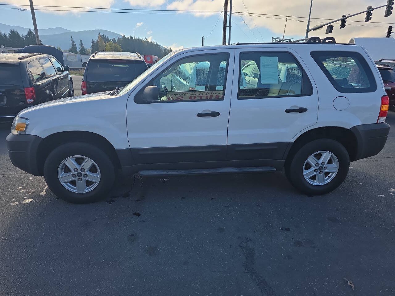 Used 2006 Ford Escape XLS AWD/4WD image 16