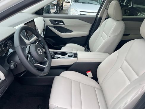 Certified 2023 Nissan Rogue SL AWD/4WD image 4