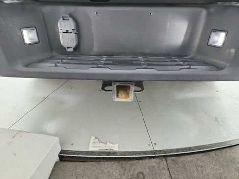 Used 2024 Nissan Frontier SV w/ SV Convenience Package RWD image 40