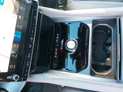 New 2026 Jeep Grand Wagoneer 2WD w/ Premium Group I image 27