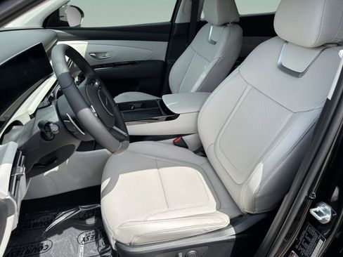 New 2026 Hyundai Tucson Limited image 16