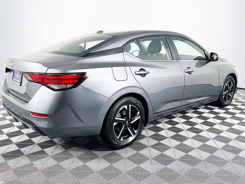 Used 2025 Nissan Sentra SV FWD image 25