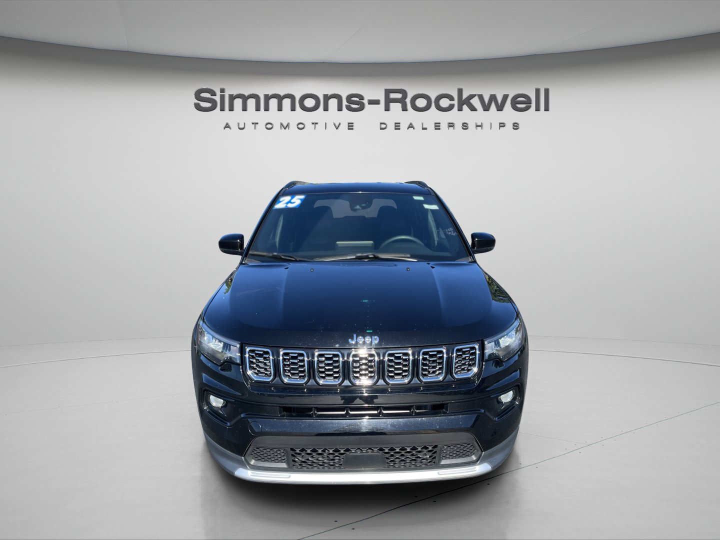 Used 2025 Jeep Compass Limited AWD/4WD image 8