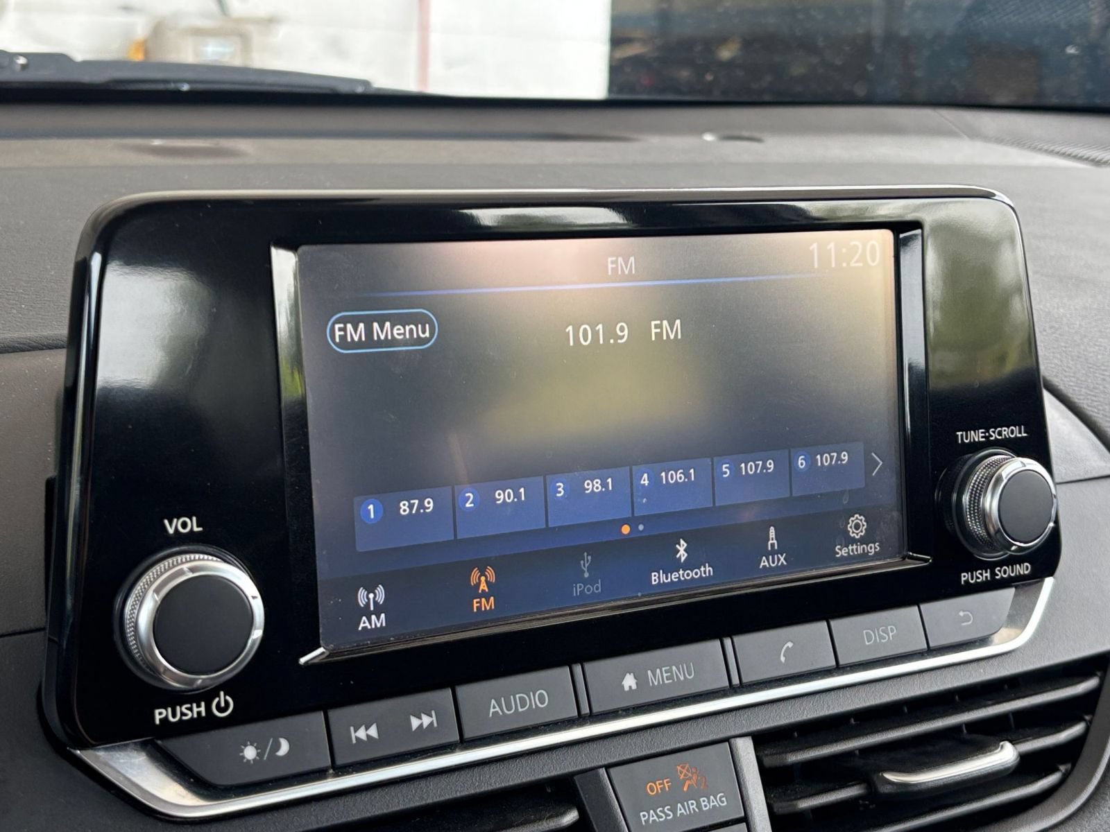 Used 2024 Nissan Altima 2.5 S FWD image 19
