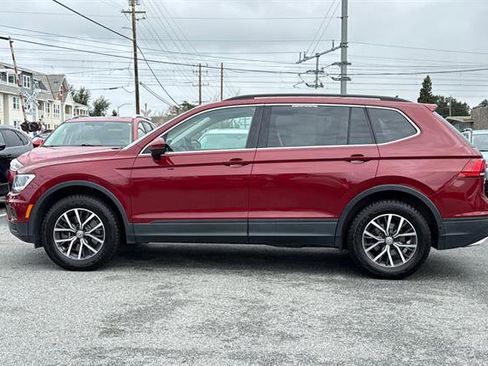Used 2019 Volkswagen Tiguan SE image 6