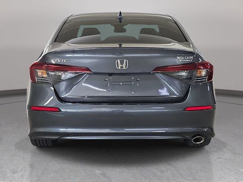Used 2025 Honda Civic Sport image 8