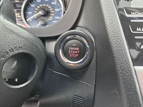 Used 2017 Subaru Crosstrek 2.0i Limited AWD/4WD image 22
