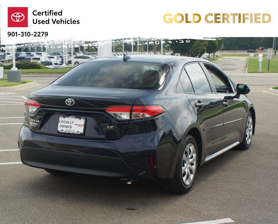Used 2025 Toyota Corolla LE FWD image 17