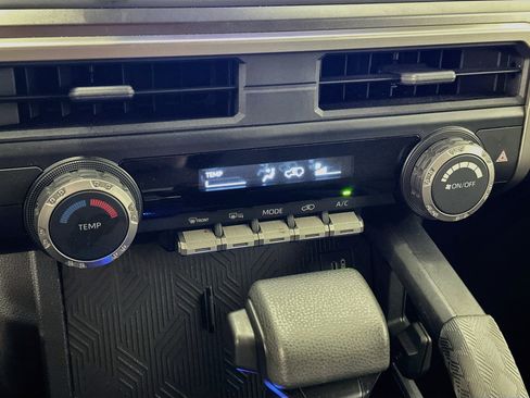 Used 2025 Toyota 4Runner SR5 AWD/4WD image 24