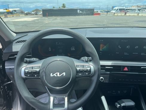 Used 2025 Kia K5 LXS FWD image 29